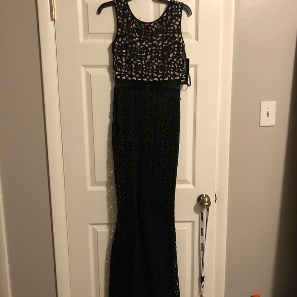 XSCAPE NWT gown - Picture 1 of 6